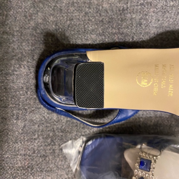 NIBag Annie blue kitten heel 6 1/2M - Picture 5 of 7